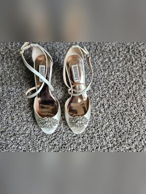 Badgley Mischka Ivory Satin Embellished Peep-Toe Heels